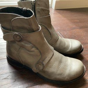 Jafa Boots, Grey: Size 38